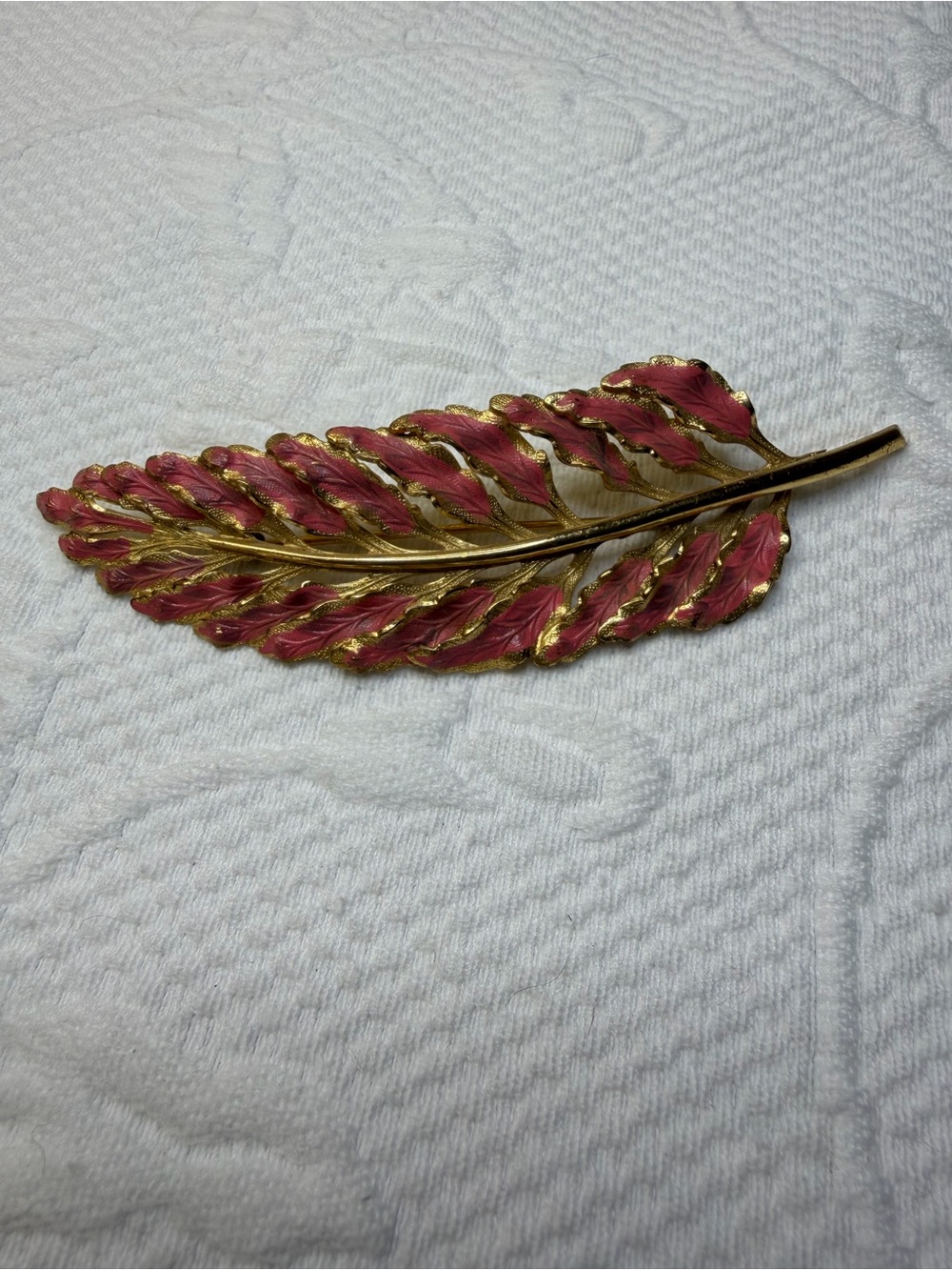 Vintage pink and gold leaf brooch